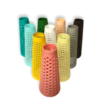 RECYCLED COLOURED PLASTIC YARN CONES